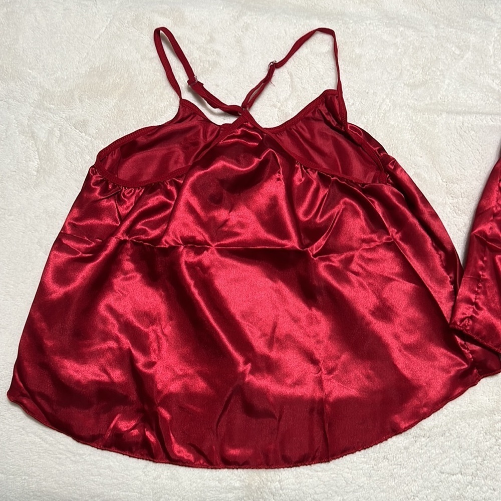 Sexy Red Satin Camisole Shorts Set - Picture 4 of 4